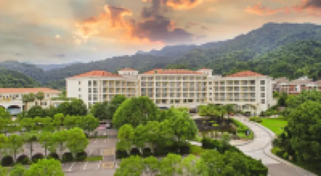 Xihai Hot Spring Holiday Hotel Hotels in 