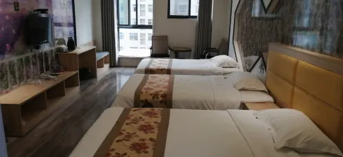 Ziyang Kunpeng Hotel