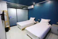 Fairyland Homestay (Linfen Hongtong) - موقف سيارات