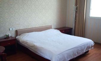 Suining Zhiyoung Apartment