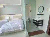 Jinhu Junyi Hotel