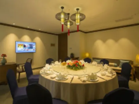 Sun Forest Resort Hotel Hotels in Xiuning