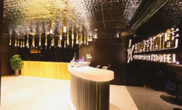 Luoyang Daka E-Sports Hotel (Xigong Wanda)