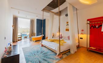 Meet the homo stay(Xi'an Bell and Drum Tower store)