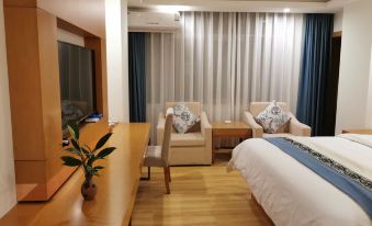 Yuxi Tiancheng Xianhu Hotel