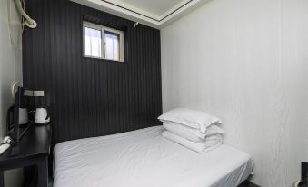 Beijing Qingxing Hotel (Tongren Hospital East Area)