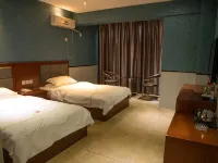 Weihui Yiju Hotel (Bus Station) فنادق في ويخوي