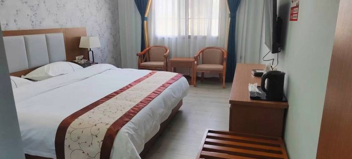 Yiche Town Linfeng Homestay Hotels in Huize County