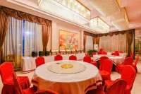 Nanyang Huaguang Hotel (Wolonggang Scenic Area Railway Station Branch)