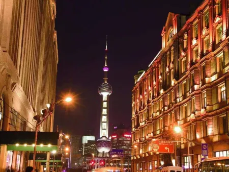 Yayue Collection Hotel (Nanjing Road Pedestrian Street)