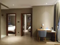 Nathan Hotel (Maoming Huazhou Railway Station Sanzhong)