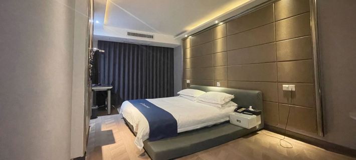 Rujia Huayi Hotel (Guangde Gujiaolou Fuzimiao Square Pedestrian Street Branch) Hotels in Guangde