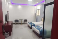 Mengcheng Runze Business Hotel