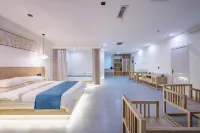 Urumqi Taohuayuan Hotel Hotel dekat Urumqi Midong Administration School
