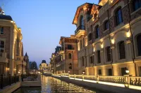 Smart Bear Hotel (Dalian Railway Station Zhongshan Square Subway Station Branch) Hotel a 