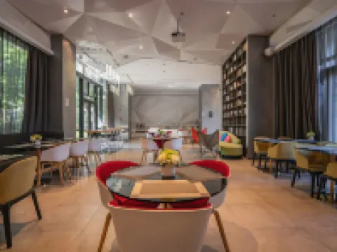 Lereal Inn (Ningbo East New Town Convention and Exhibition Center) Hotels in Ningbo