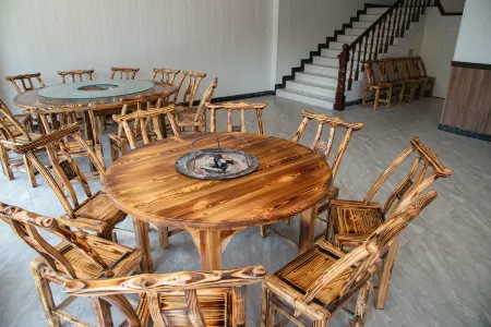 Sunrise Hotel Paradise Отели рядом с достопримечательностью «Qingtaiguan Sceneic Area»