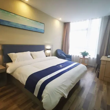 Tongbai Yun Hotel (Huaibei Caoxi Economic Development Zone Branch)
