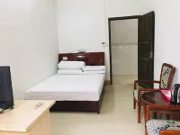 Dongxing Zhongying Business Hotel