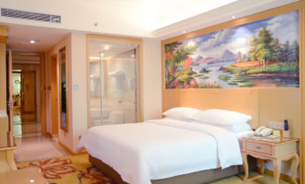 Poliya Hotel (Foshan Guanyao Plaza)