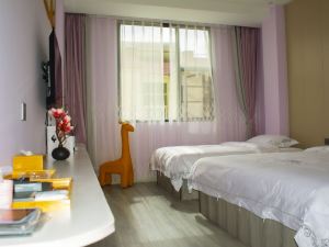 Huaxi B&B Hotel