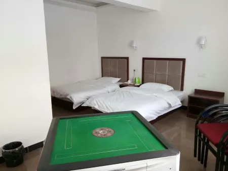 Xinzheng Yujiayu Express Hotel (Shuanghu Avenue Engineering College) Отели рядом с достопримечательностью «College of Information & Business， Zhongyuan University of Technology»