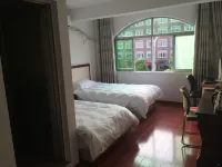 Qingyang Oriental Hotel