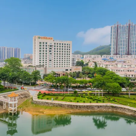 East Lake International Hotel