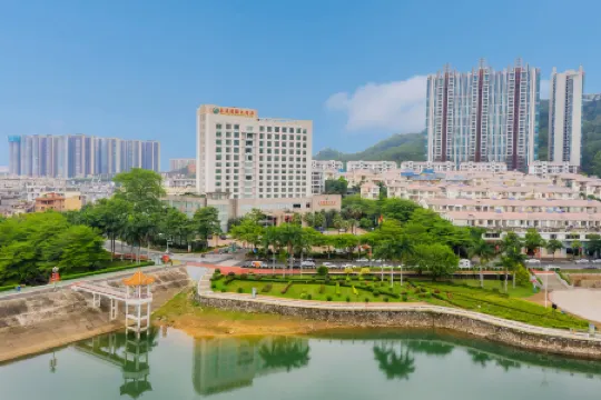 East Lake International Hotel