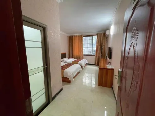 Tongren New Royal Hotel