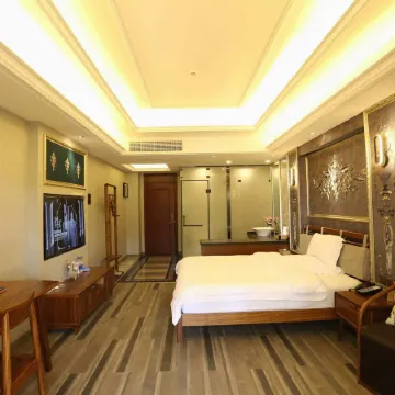 Kaiyang Tianping Hotel (High-speed Railway Station Jinhu Center)