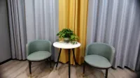 Happy Smart Hotel