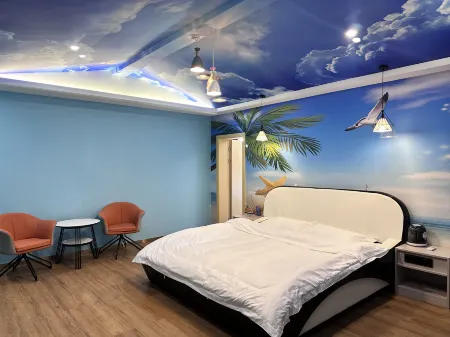 Golden Age Business Hotel Отели рядом с достопримечательностью «Sanchuan Dam»