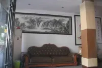 Xinghua Hotel (Fuyang Fudong Happy City)