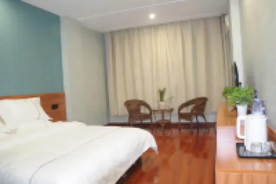 Fanshi Qingqing Hotel