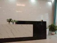 Macheng Guifengshan Penglai Inn