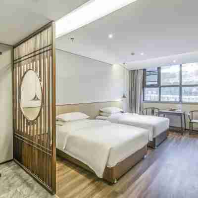 陌上輕宿酒店（欒川老君山鳳凰天街店） Rooms