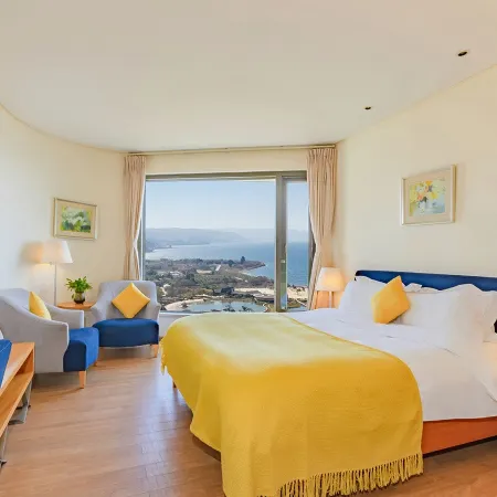 Junlin Holiday Hotel