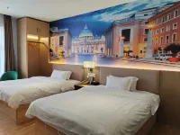 Yuehao Business Hotel - balcony