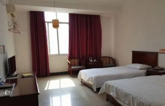 萬里行賓館（馬山縣汽車總站店）