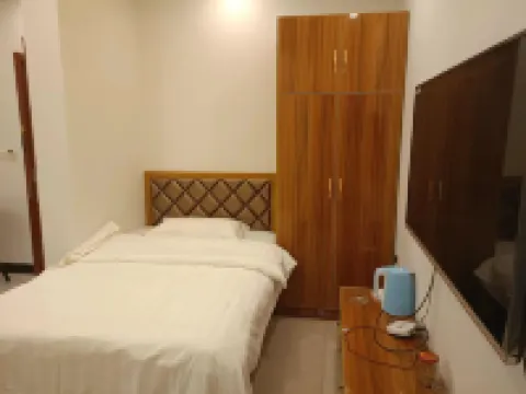 Longfeng Hotel