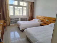 Huzhong Dabaishan Hotel