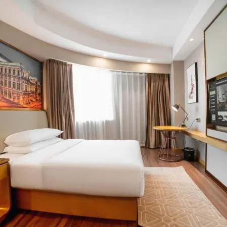 Vienna International Hotel (Jilin Street Railway Station)