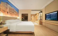 Vienna Hotel (Rongjian Building, He County, Ma on Shan)