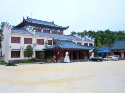 Huaxia Resort