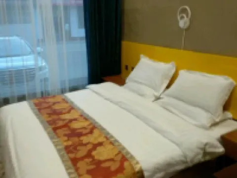 Xishuanglong Hotel (One Shop) Hotels in Xia County