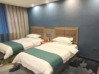 Hulega Hotel (Yining Kazanqi Street Branch) فنادق في إي نينغ