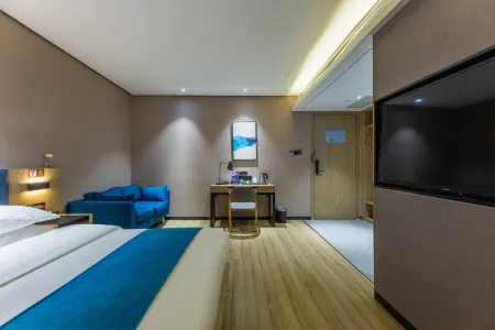 Homeinn Selected Hotel (Enshi Railway Station)