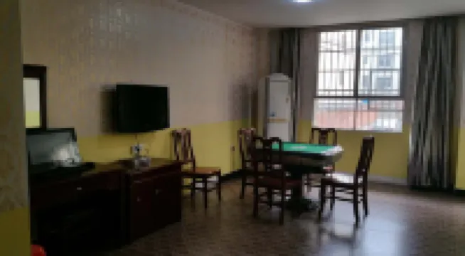 Jishui Chengdong Hotel