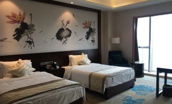 Yangzhong Juntai Hotel